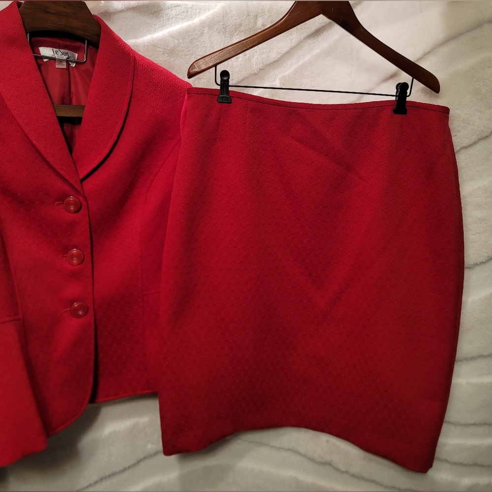 Le Suit Women Size 16 Pink Polyester Blazer Skirt Suit Lined Notch Collar 2PC - Picture 3 of 16